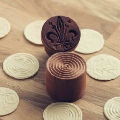 Corzetti Pasta Stamp Lily -De Buyer Store ET0064life