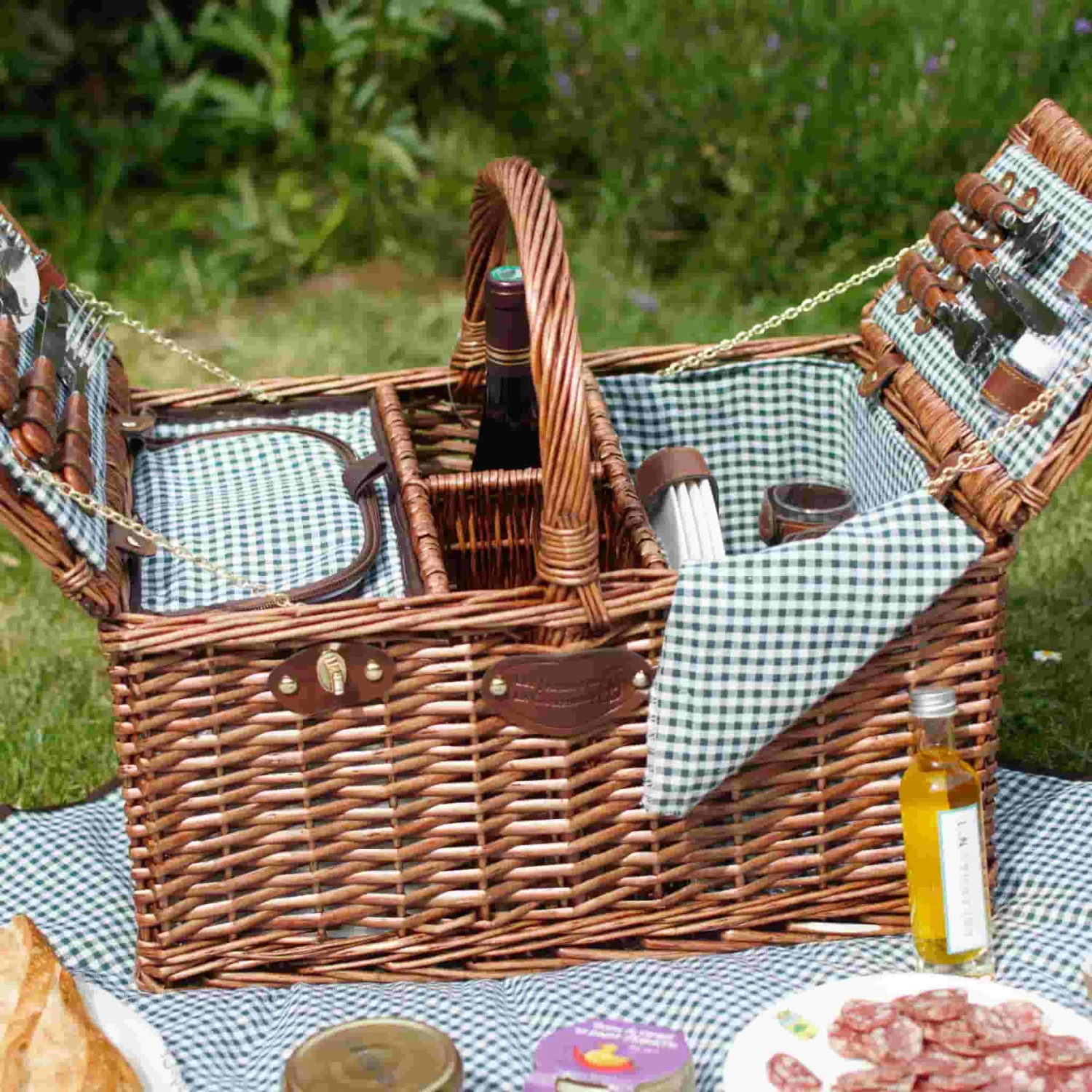 Saint-Germain Green Gingham Picnic Basket, 4 Person 3 Saint-Germain Green Gingham Picnic Basket, 4 Person - Image 3