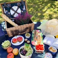 Champs-Elysees Navy Picnic Hamper 15 Champs-Elysees Navy Picnic Hamper -De Buyer Store JD0015AChamps ElyseesNavyPicnicHamper 2PersonLife