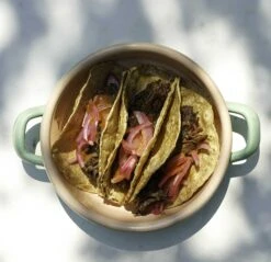 Kapka X Sous Chef Colourblock Enamel Frying Pan, 16cm, Green & Pink 6 Kapka X Sous Chef Colourblock Enamel Frying Pan, 16cm, Green & Pink -De Buyer Store Untitled 1 0006 dulcedelechegoattacos 21of27 jpg