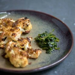 Lagoa Dinner Plate 27cm 9 Lagoa Dinner Plate 27cm -De Buyer Store green hatch cauliflower steak side